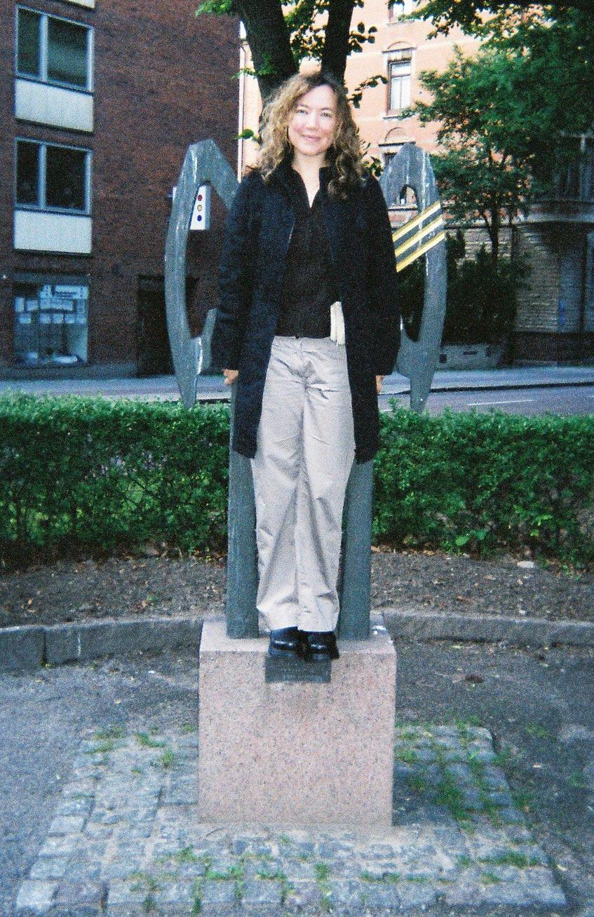 Jo Bond